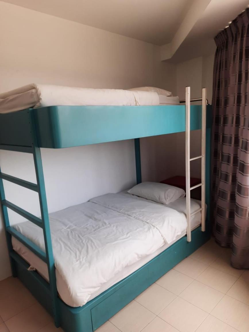 Budget Hotel Evergreen , Hotel 57 บาตู ปาฮัท ภายนอก รูปภาพ