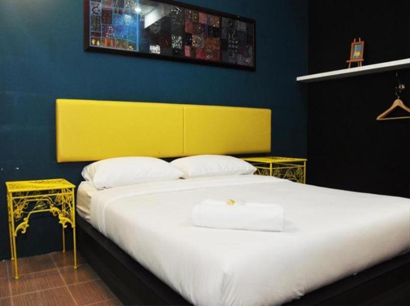 Budget Hotel Evergreen , Hotel 57 บาตู ปาฮัท ภายนอก รูปภาพ
